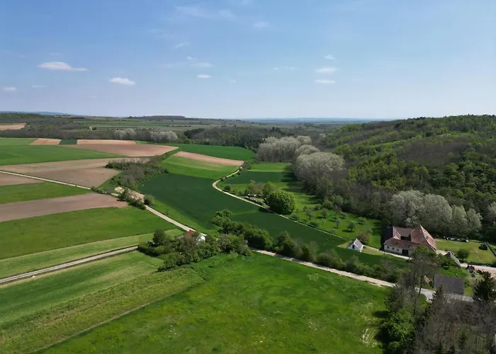 Weinkeller Roeschitz *