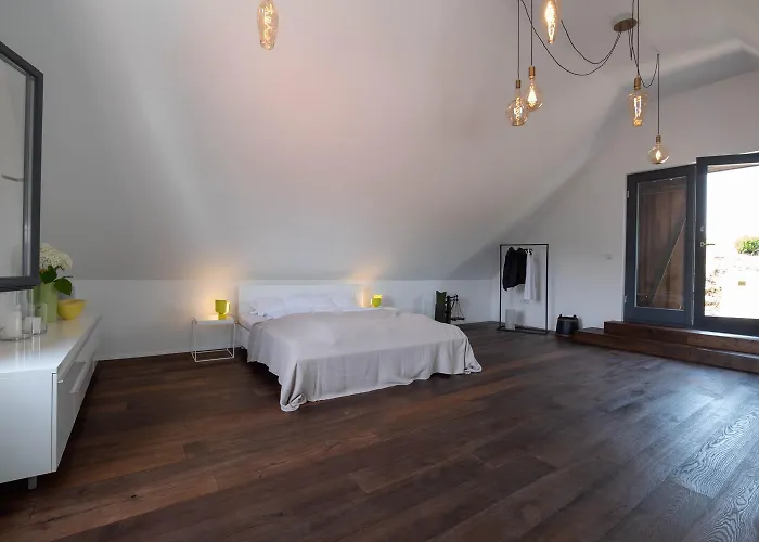 Holiday home Weinkeller Roeschitz