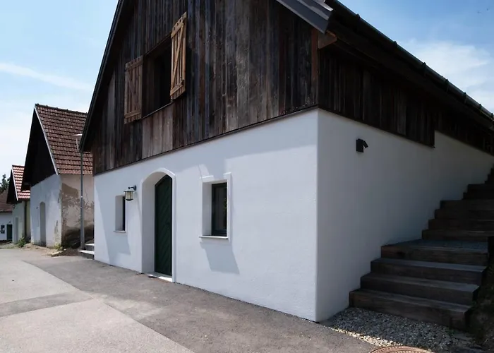 Holiday home Weinkeller Roeschitz